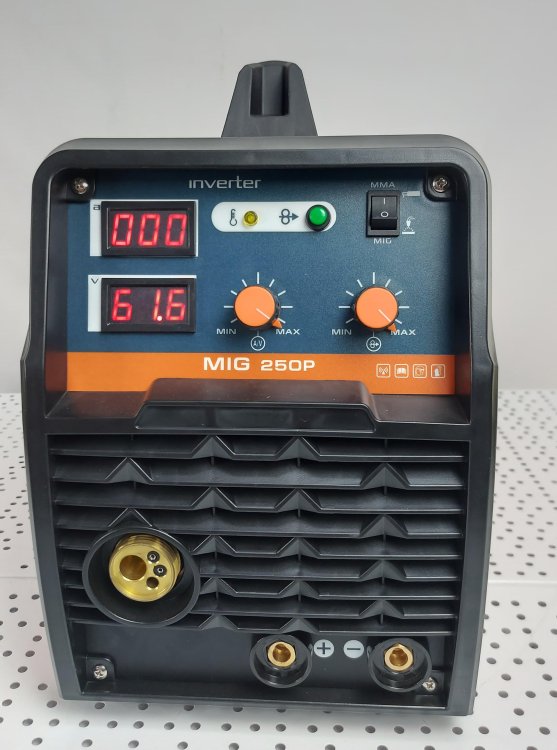 MIG-250P Сварочный инверторный полуавтомат  - Фото 2